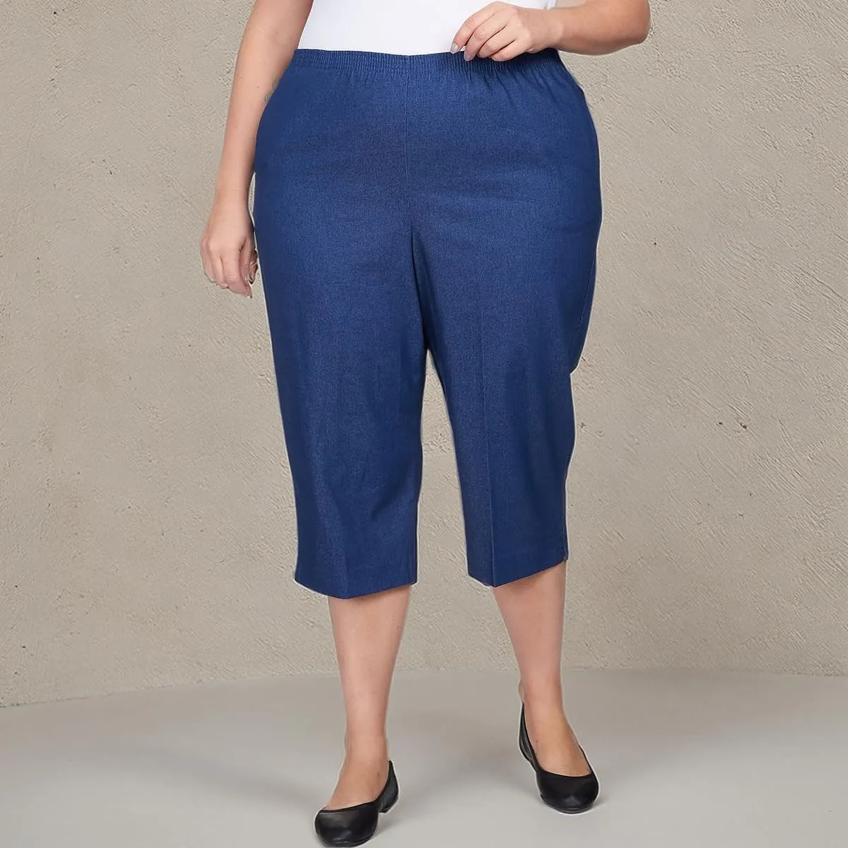 Alfred Dunner Women's Size All Around Denim Plus Capris Pants-Elastic Waist Jeans