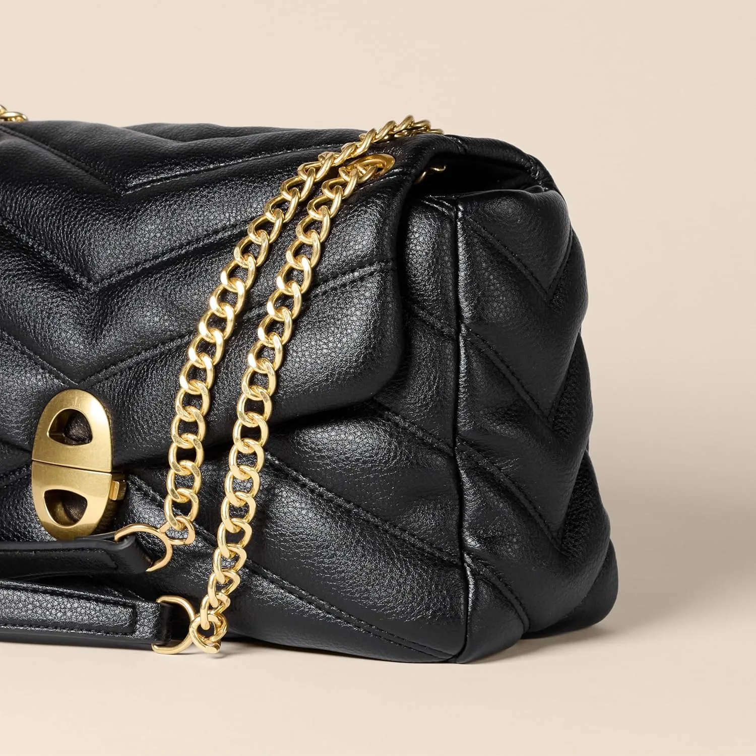 Amazon Essentials Soft Quilted Flap Bag