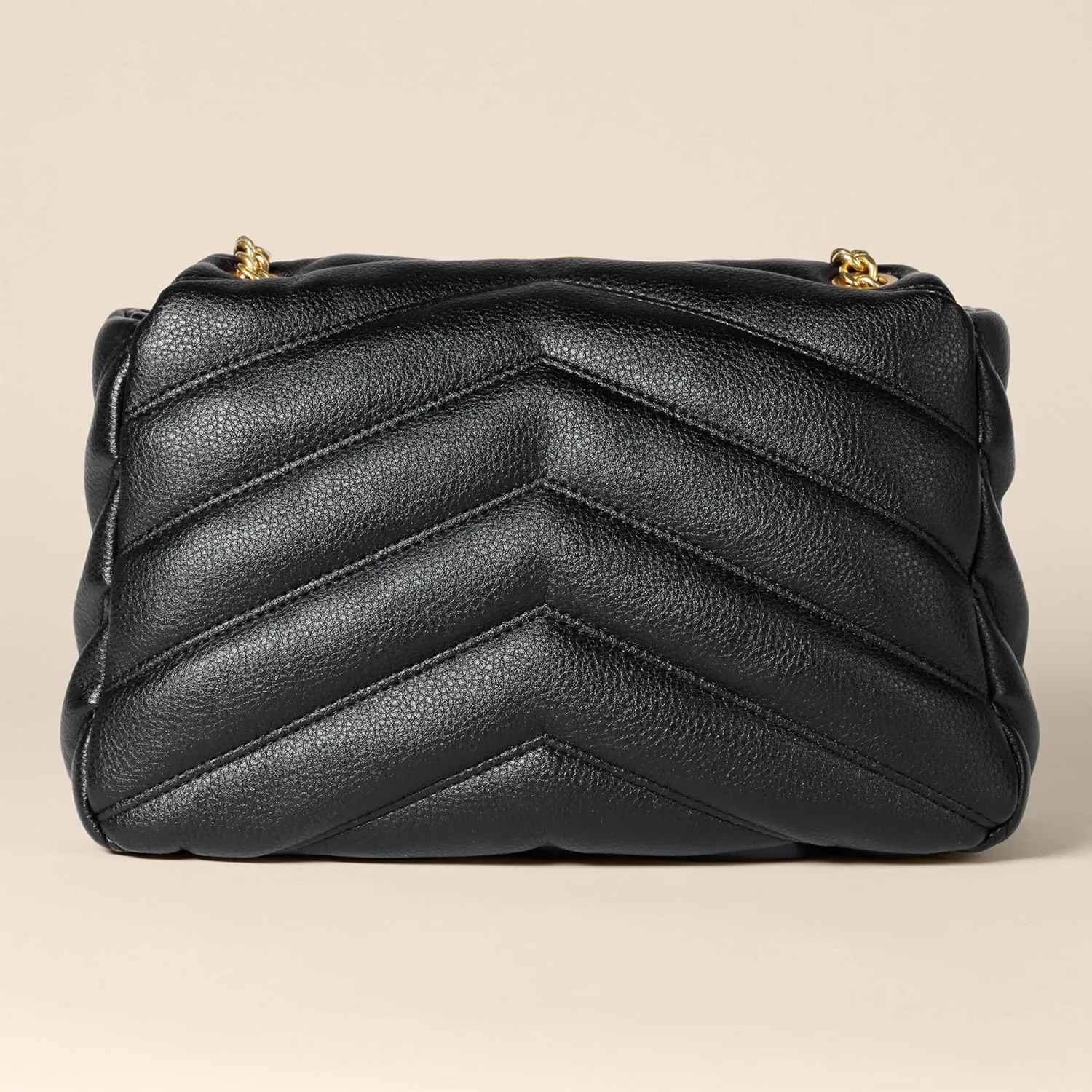 Amazon Essentials Soft Quilted Flap Bag