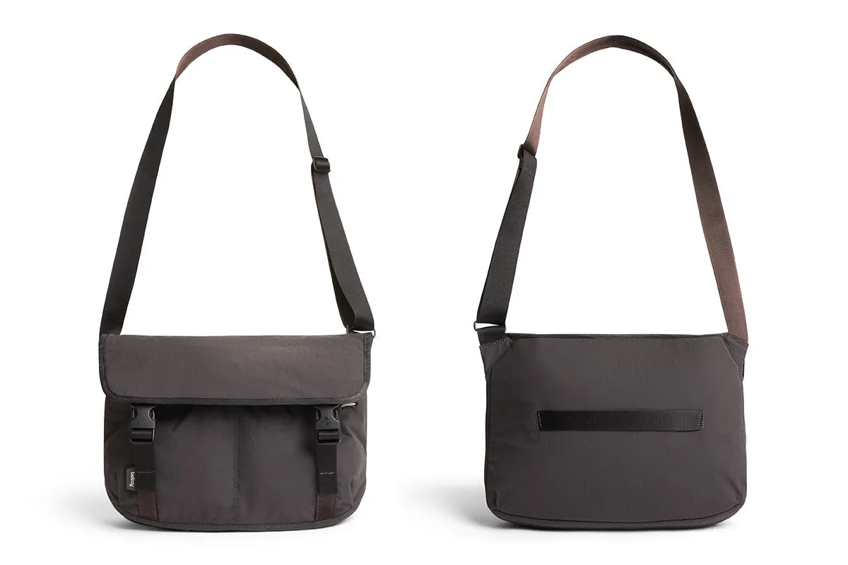 Bellroy Cinch Messenger - Charcoal