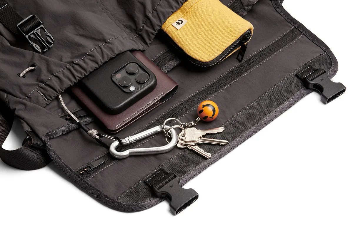 Bellroy Cinch Messenger - Charcoal