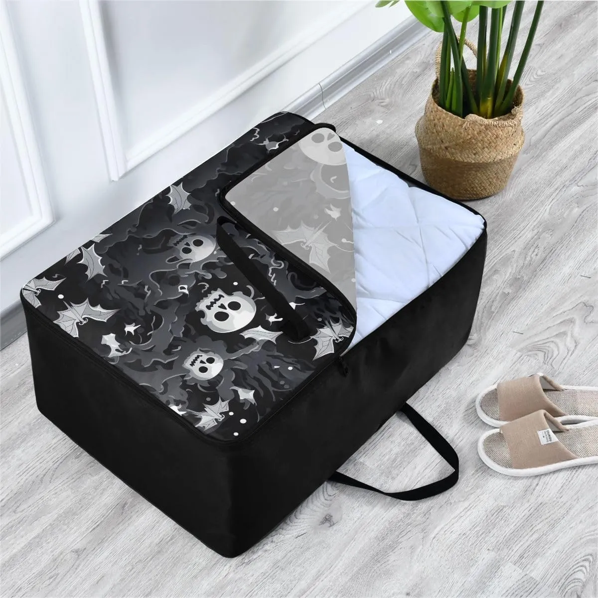 Black and White Halloween Storage Bag, 27.5x19.7x11 In, Extra Large Storage Duffle Bag with Zippers and Handles Space Saving Packing Totes for Moving Supplies Storage