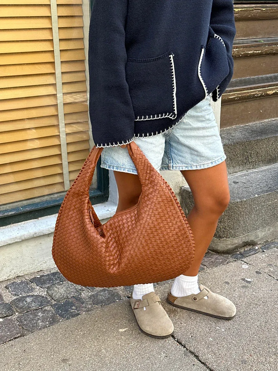 Celeste Woven Hobo Bag | Elegant & Versatile | Perfect for Everyday Chic