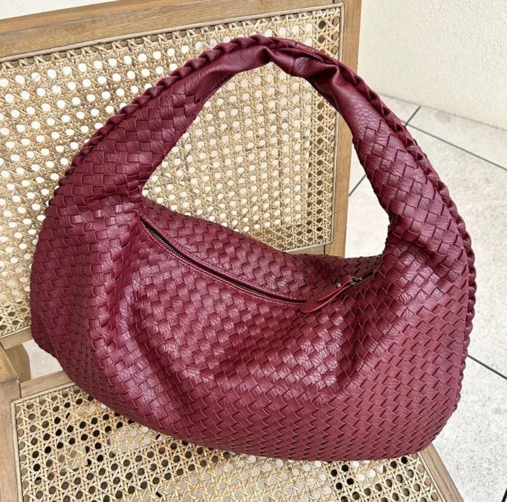 Celeste Woven Hobo Bag | Elegant & Versatile | Perfect for Everyday Chic