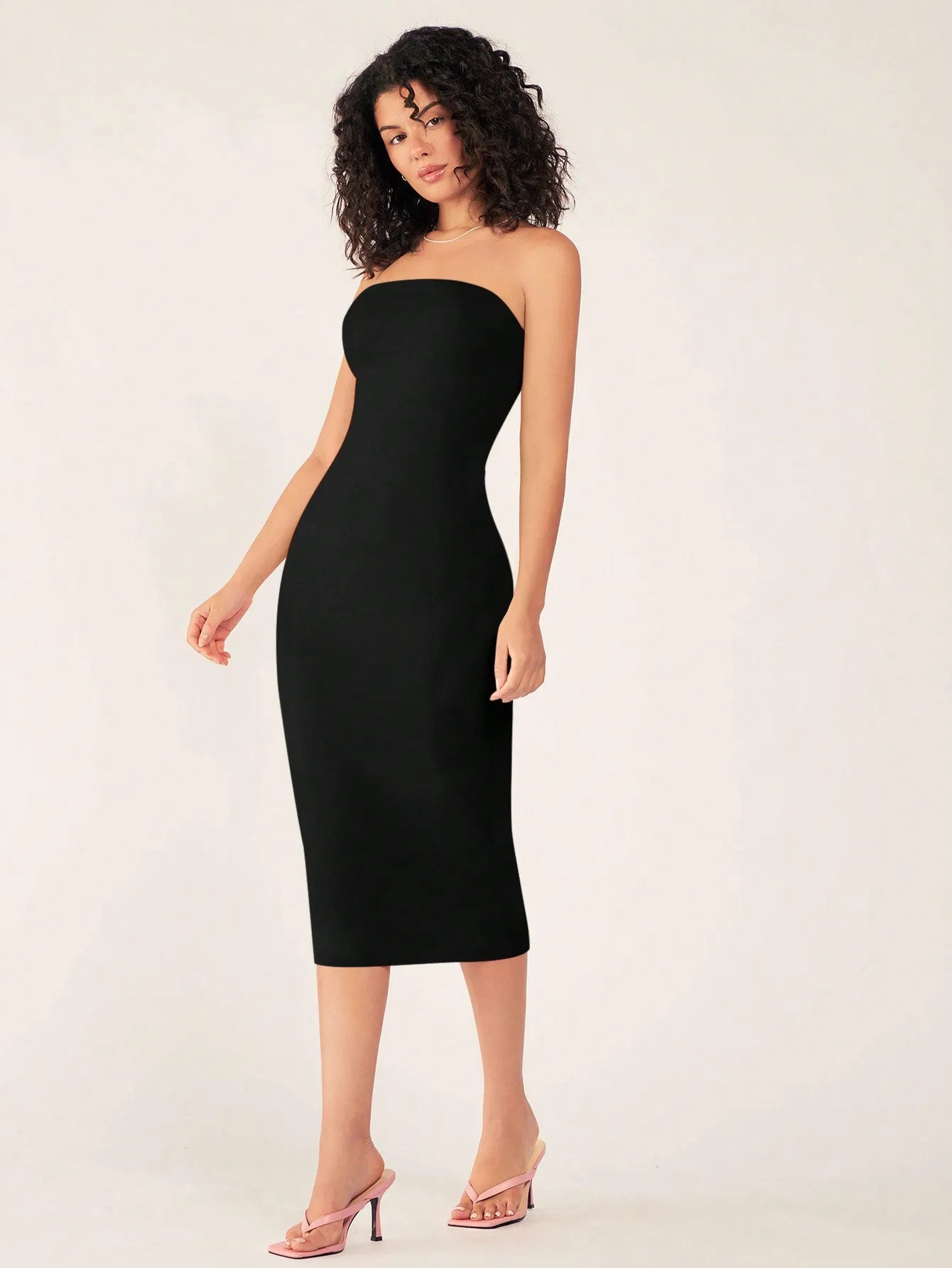 Cherry Vibes: Vestido Casual Ajustado sin Tirantes para Mujer