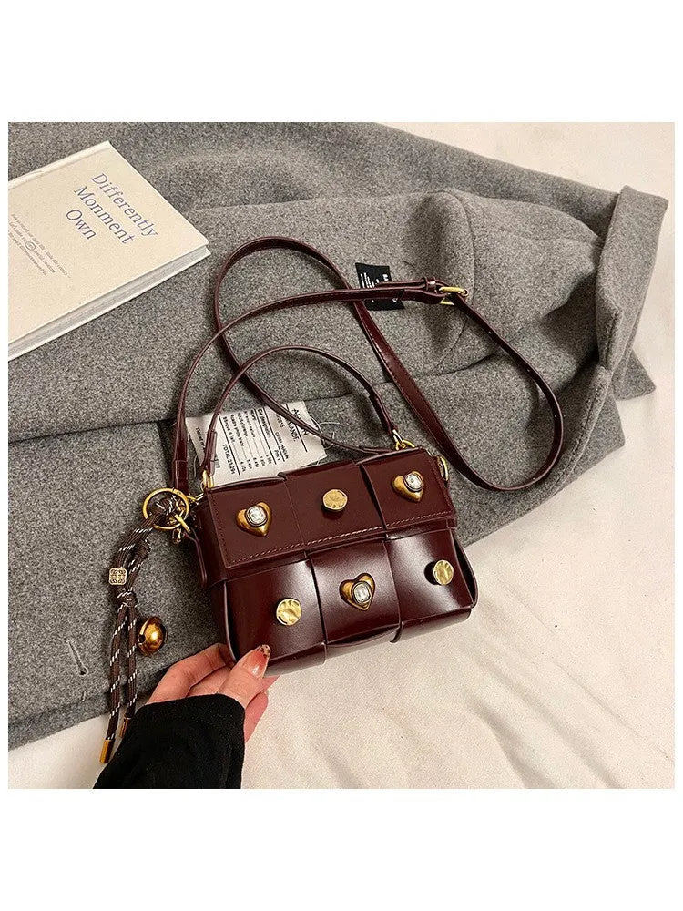 Chic Multi-Pocket Shoulder Bag – Versatile Style for Everyday Use