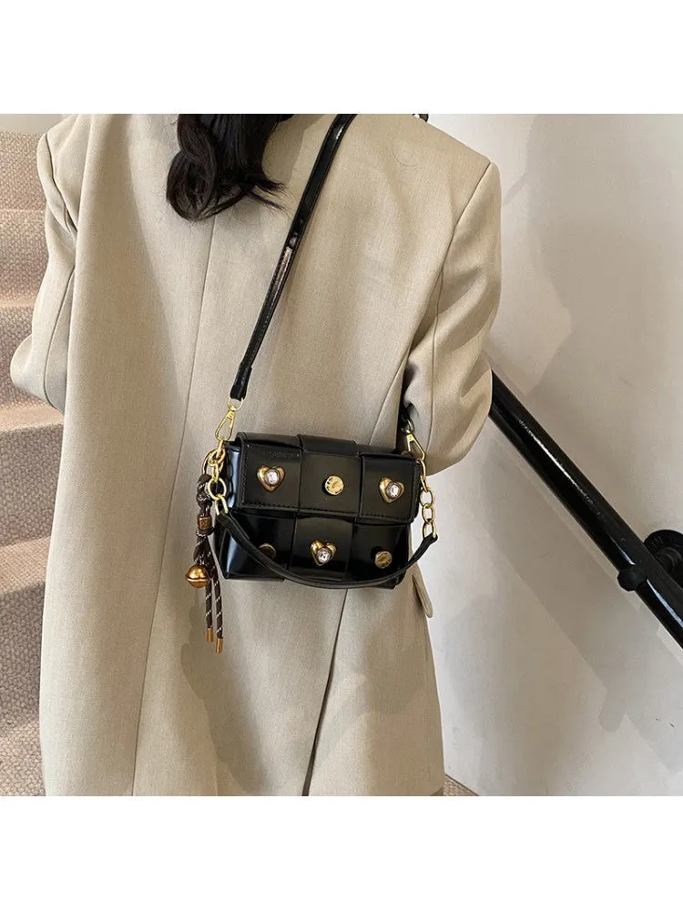 Chic Multi-Pocket Shoulder Bag – Versatile Style for Everyday Use