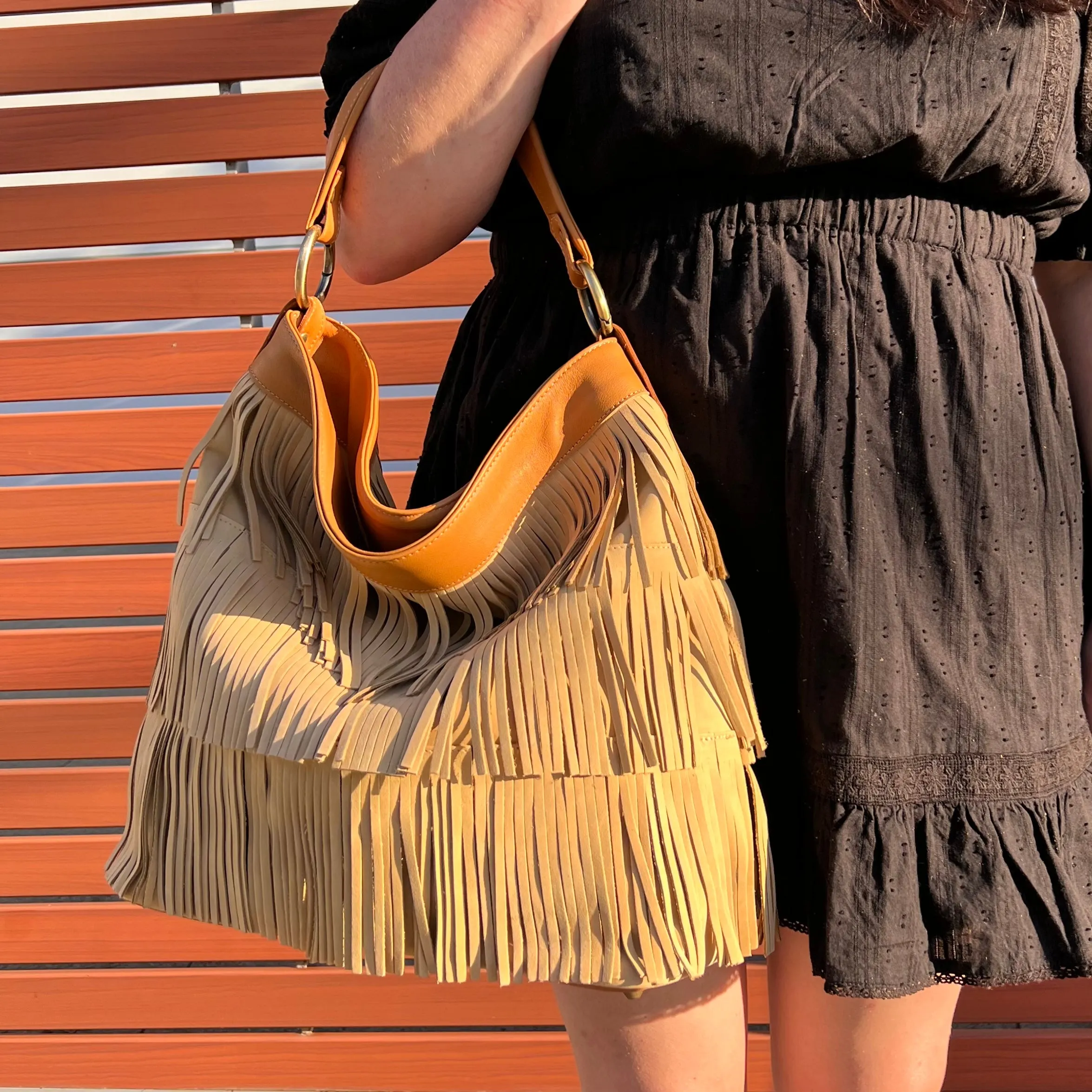 Chloe Hobo with fringes - Beige