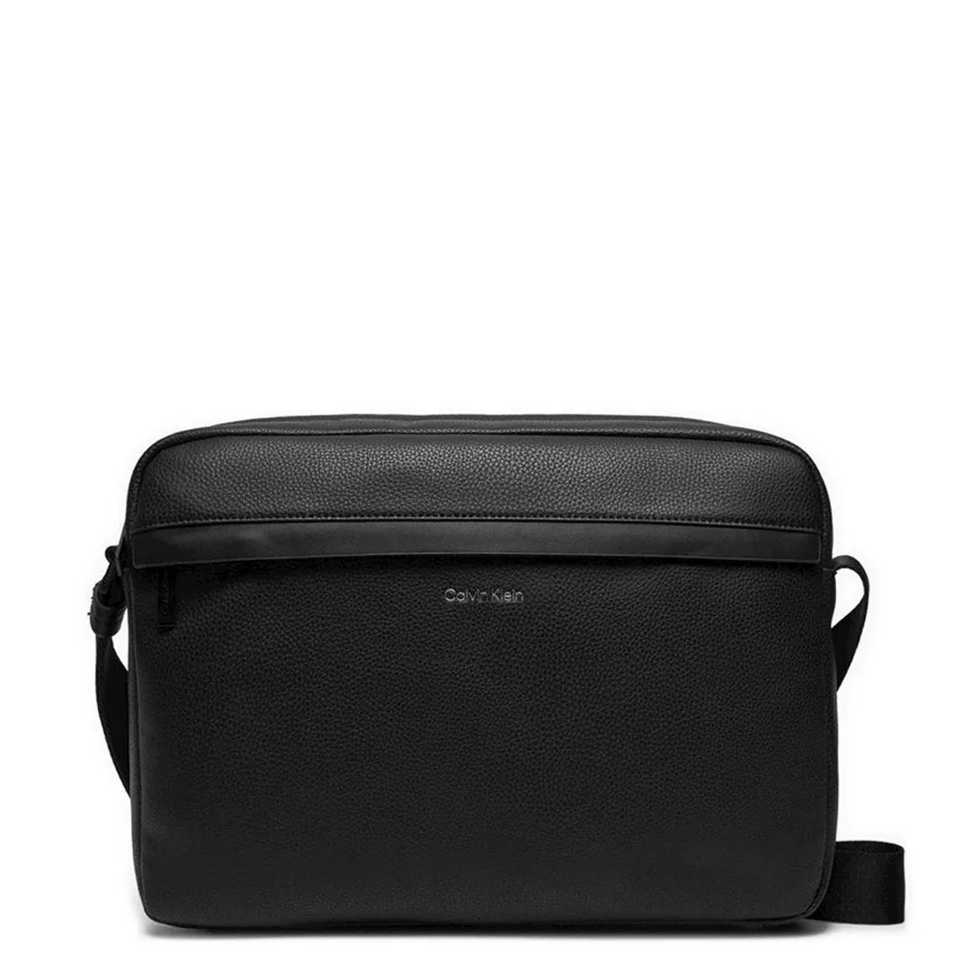 Ck Must Messenger