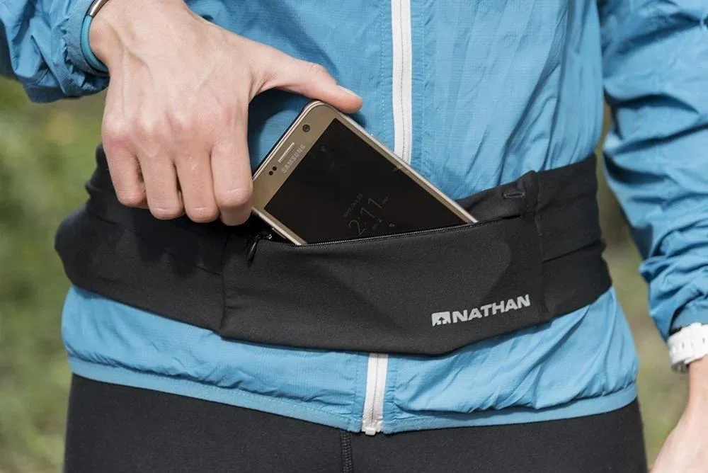 [CLEARANCE] Nathan The Zipster - Black