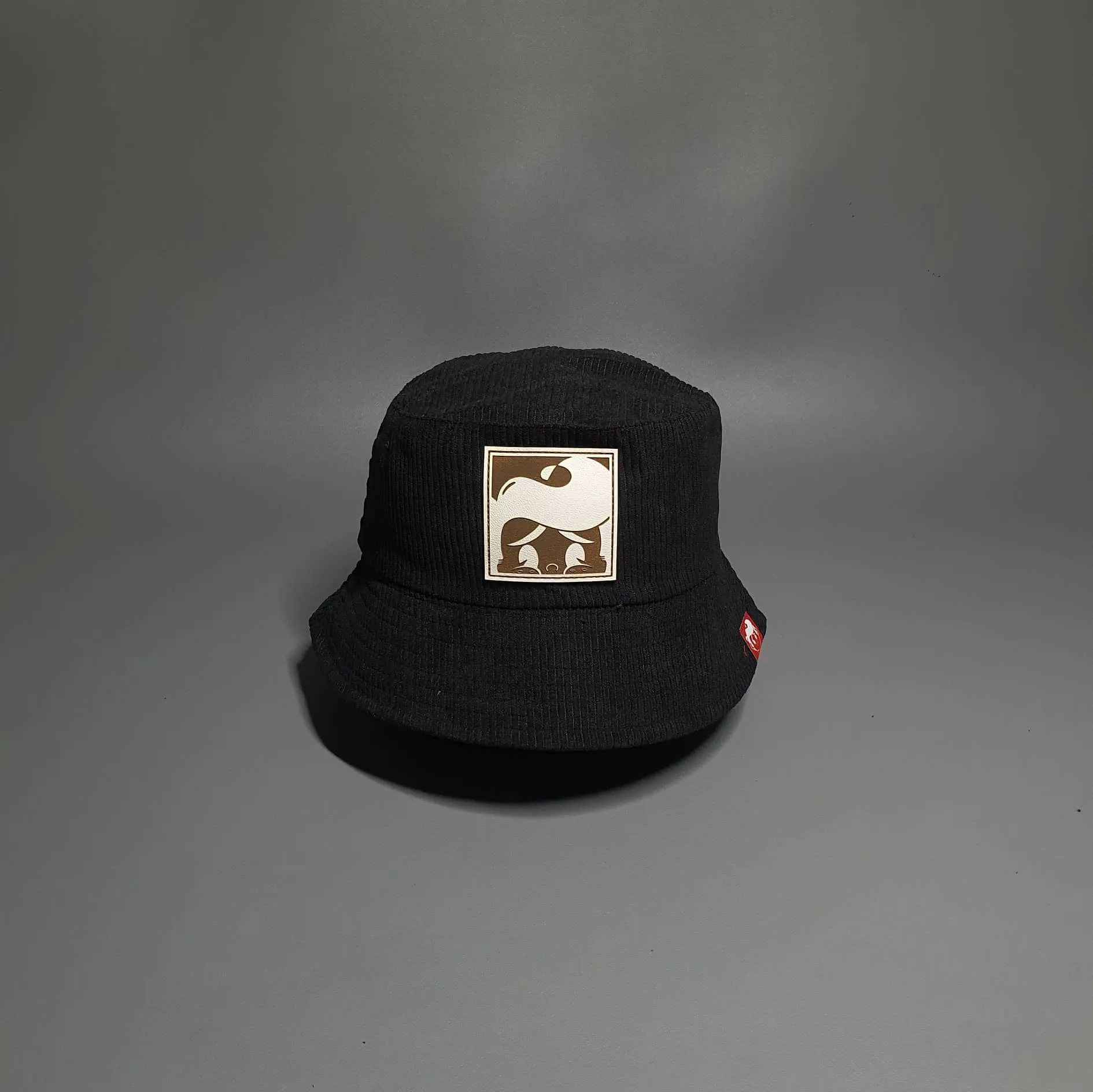 CORDUROY BUCKET HAT - BLACK