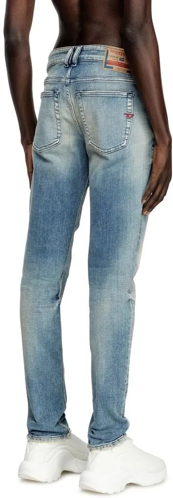 Diesel 1979 SLEENKER Skinny Jeans