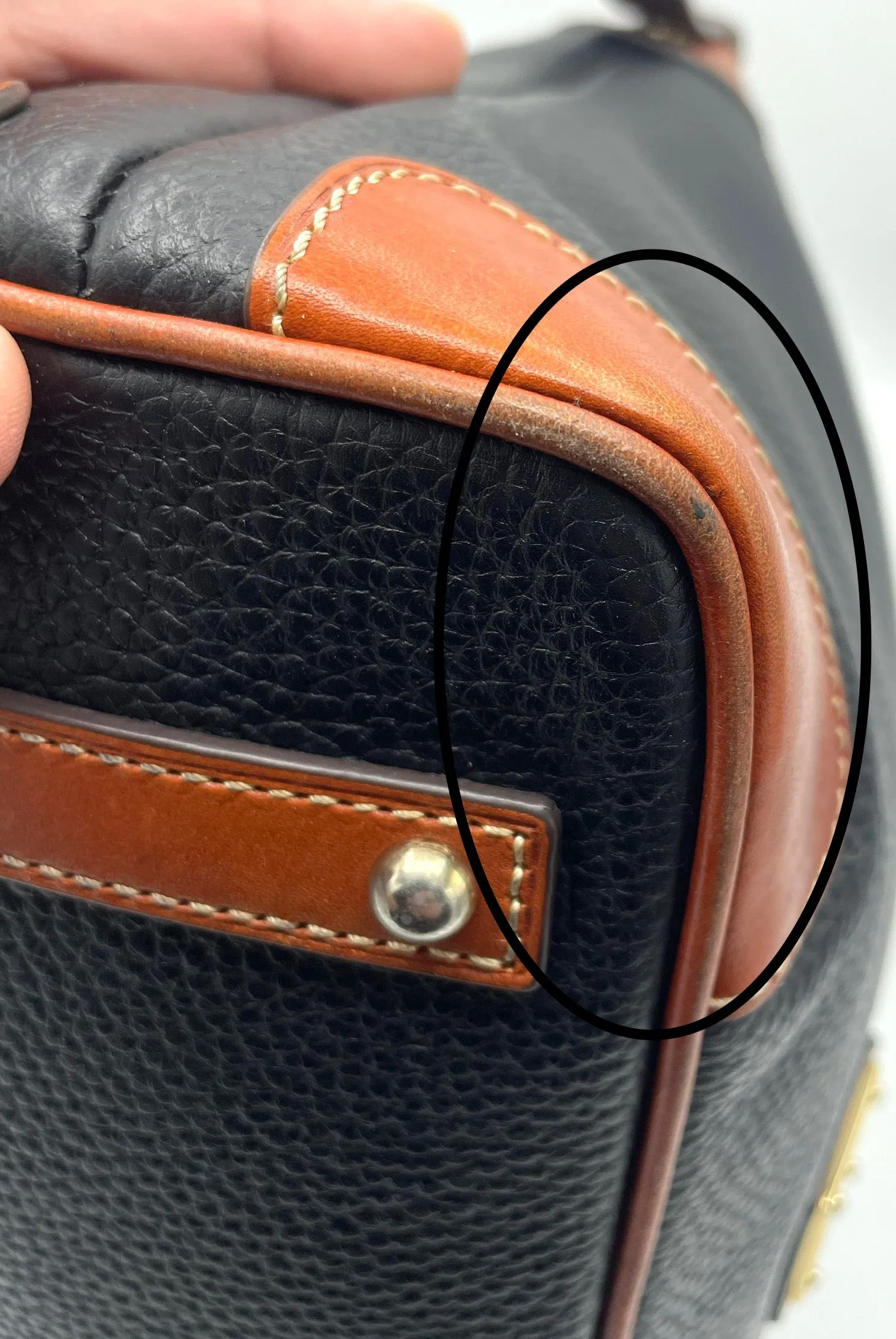 Dooney & Bourke Pebble Grain Hobo