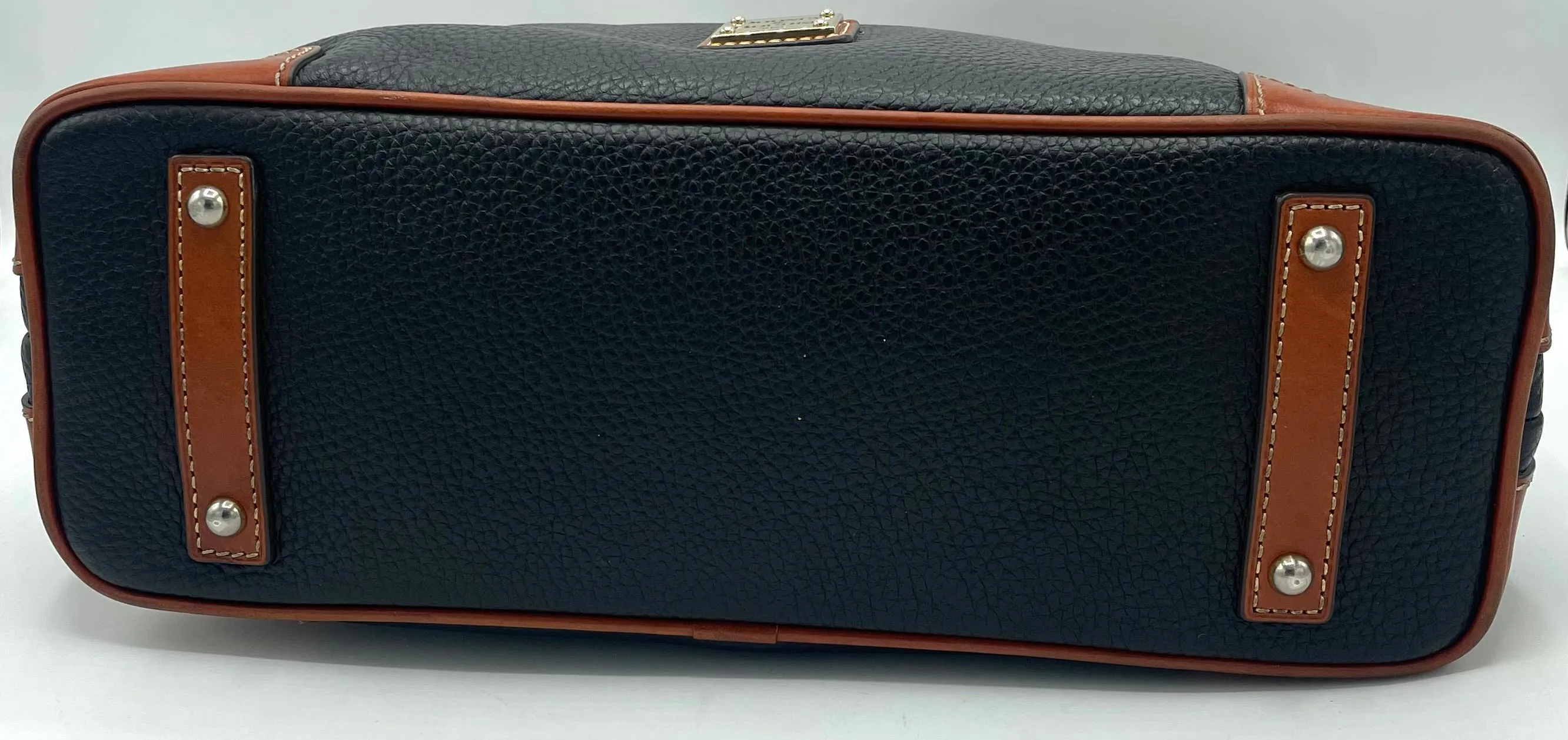 Dooney & Bourke Pebble Grain Hobo