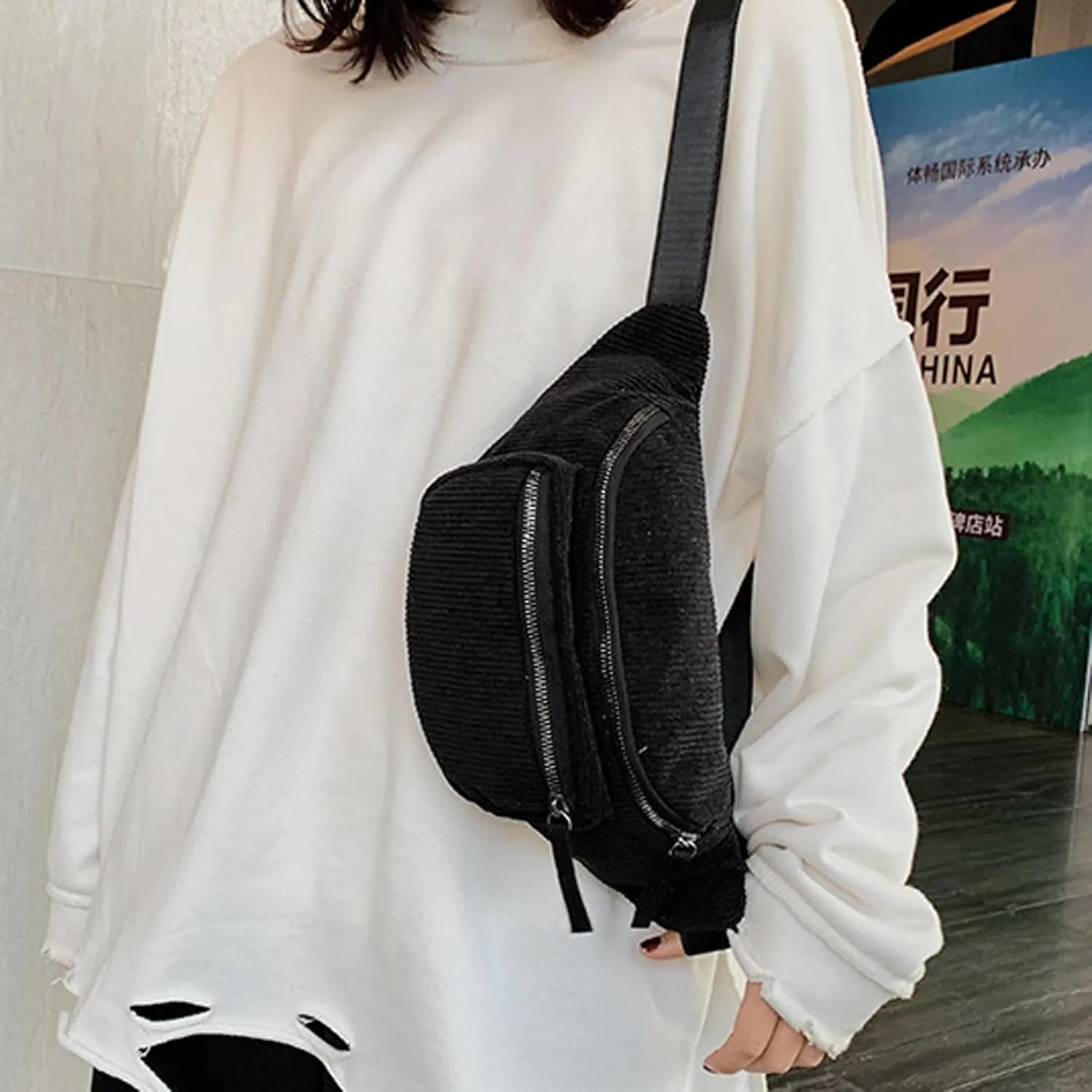 eYLun Women Fanny Pack Crossbody Bag Casual Corduroy Waist Bag Adjustable Chest Bag Waist Pack for Travel Walking Running Hiking Cycling Black