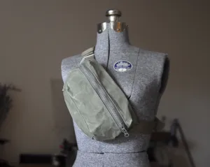 Fanny Pack in Waxed Canvas