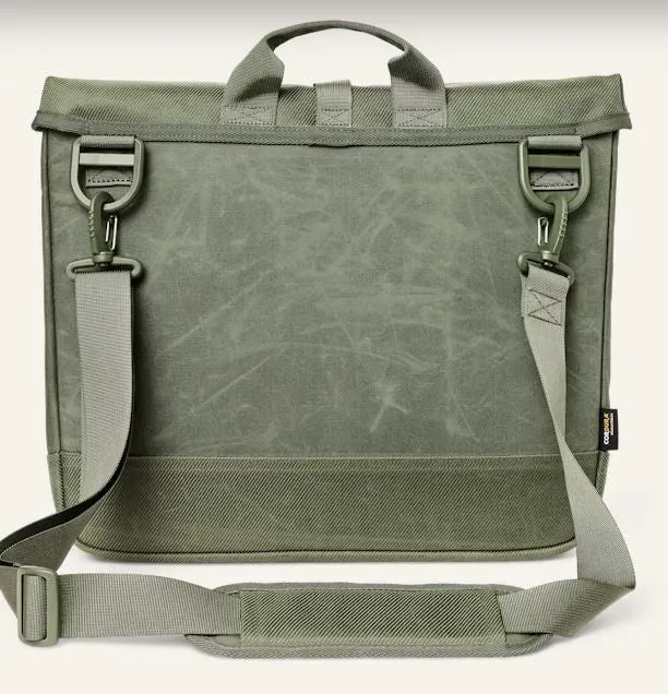 Filson Surveyor Messenger Bag: Service Green