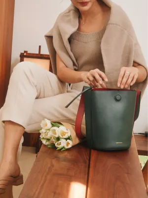 [FINAL RUN] REVERSIBLE BUCKET BAG DEEP GREEN/RED