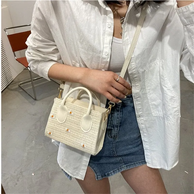 Gwen - Woven handbag with floral accents