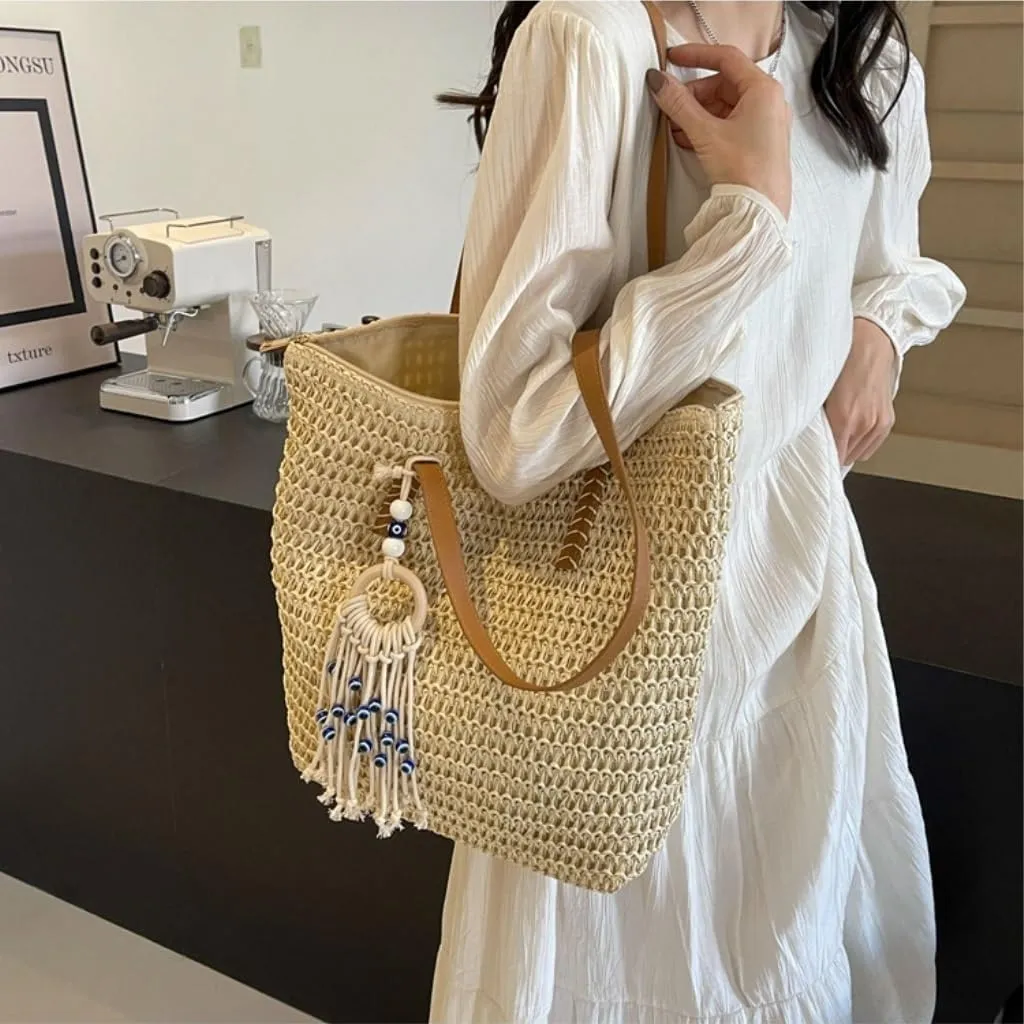 Large capacity Bag Bohemian - style Straw Handbag with Tassels: Embrace Free Time Ladies shoulder Bag