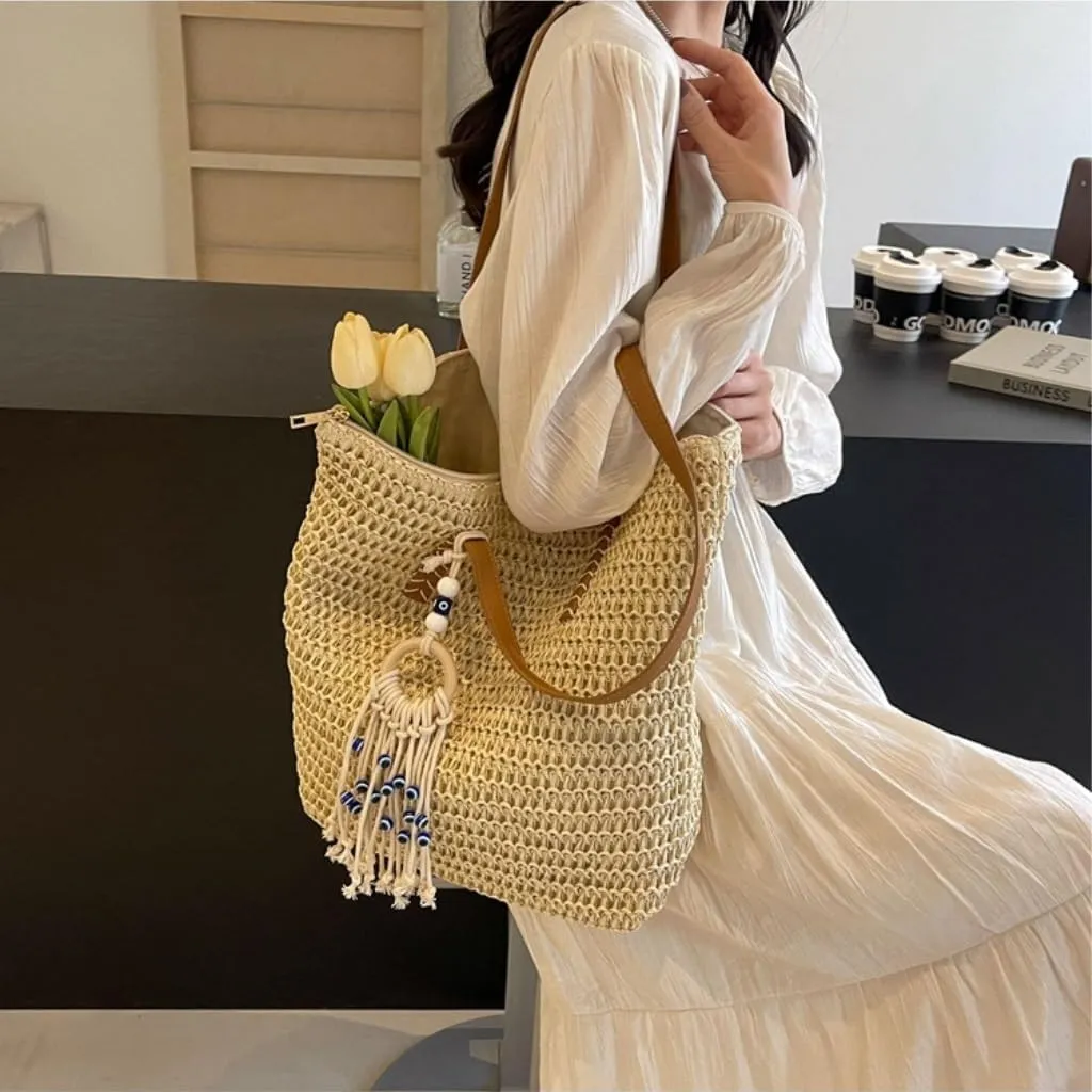 Large capacity Bag Bohemian - style Straw Handbag with Tassels: Embrace Free Time Ladies shoulder Bag