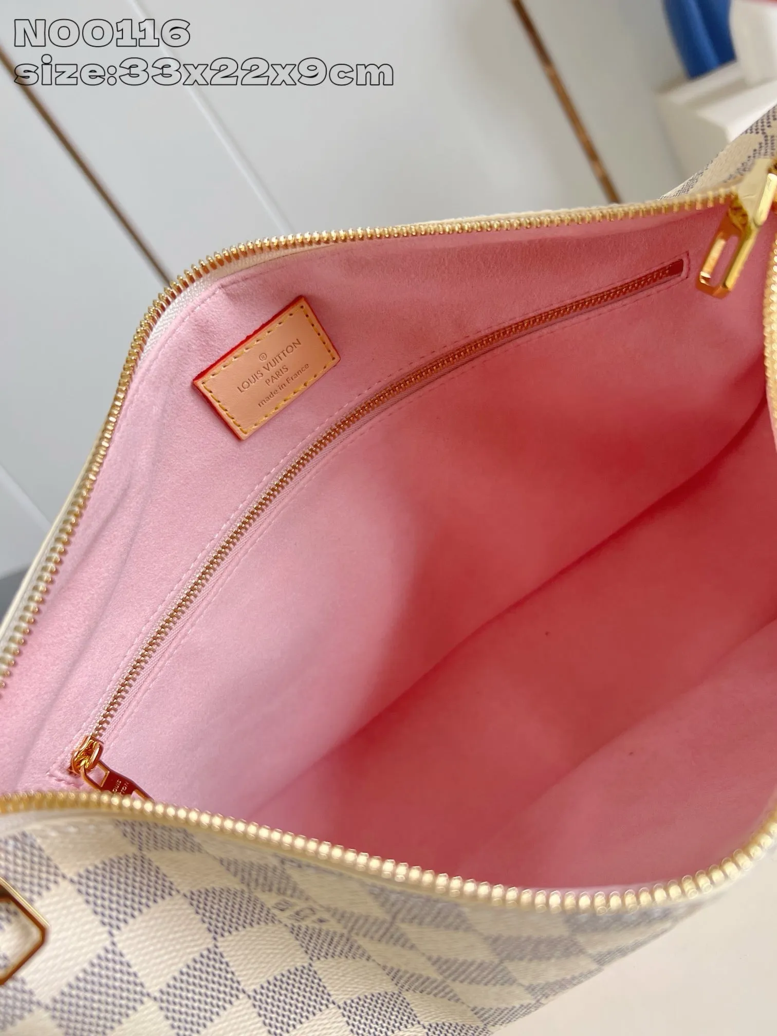 LB1245 Slouchy PM / 13 x 8.7 x 3.5 inches / HIGHEST QUALITY VERSION
