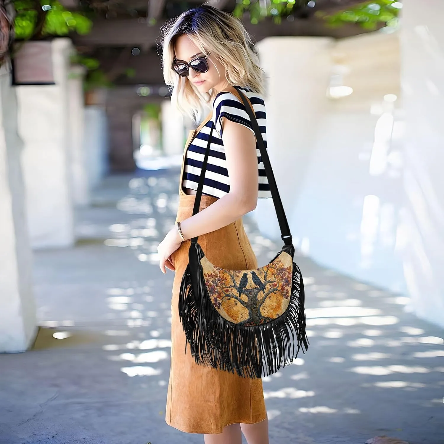 Leather Fringe Purse Crossbody with Tassel Boho Fringe Purse Western Cross Body Purses for Women