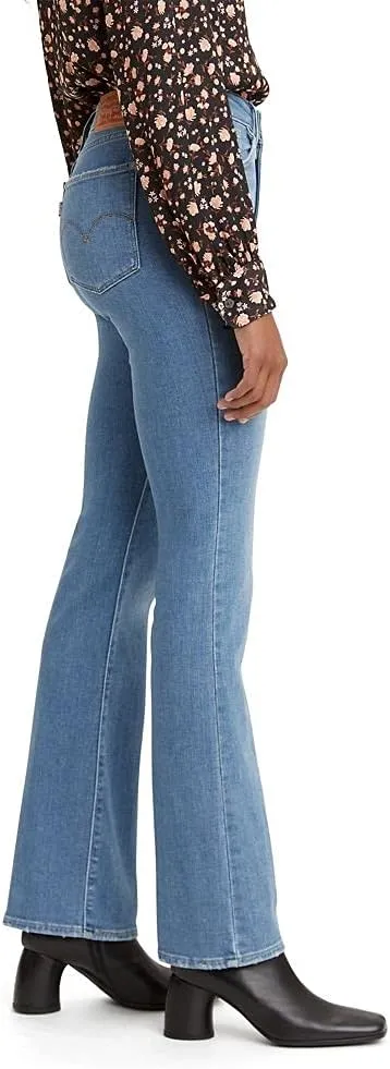 Levi's Women's 725 High Rise Bootcut Jeans (Also Available in Plus)