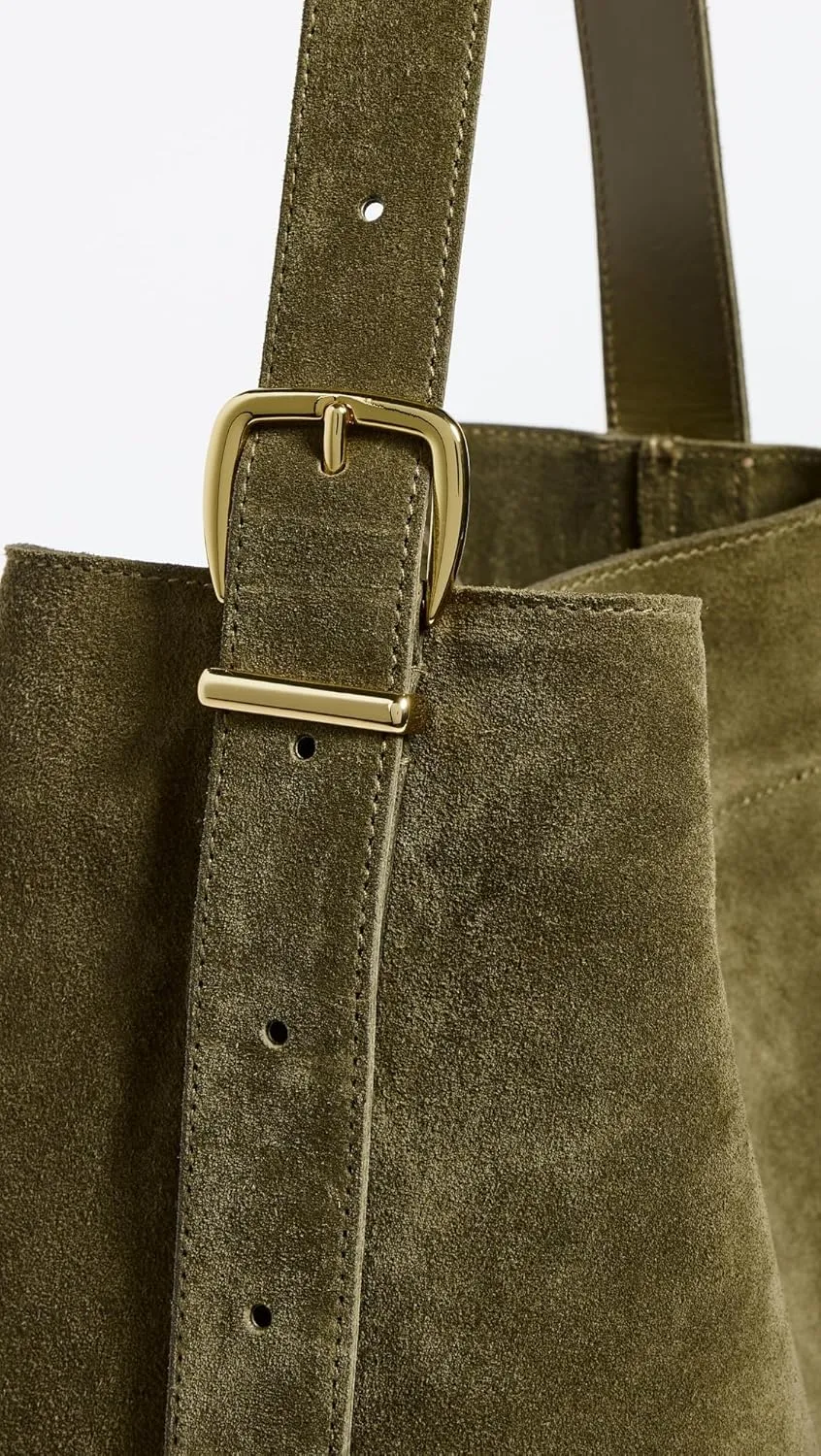 Madewell Women's The Essential Bucket Tote in Suede