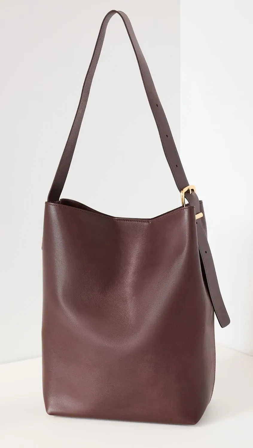 Madewell Women's The Essential Bucket Tote in Suede