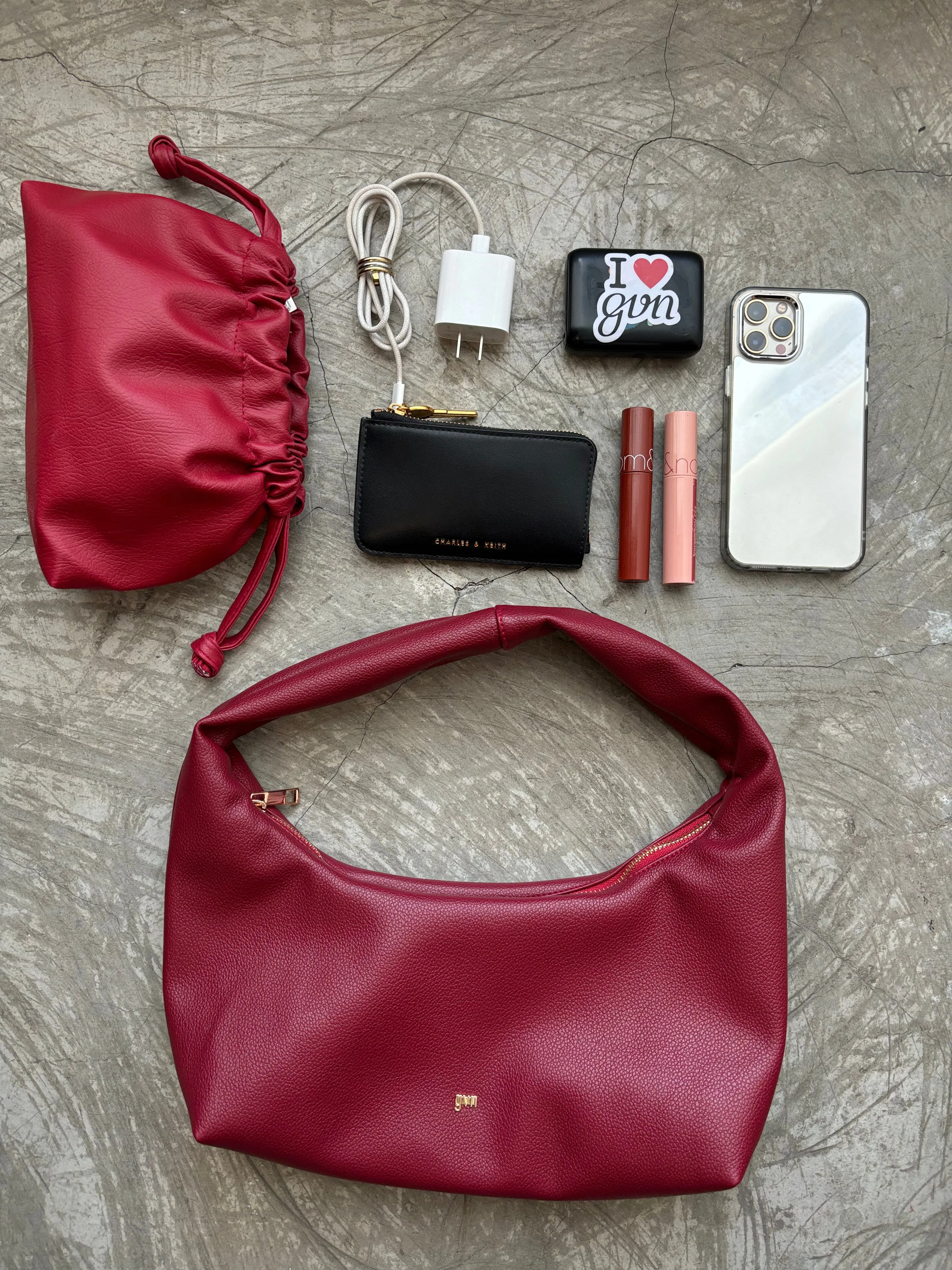 [ON HAND] Small Hobo Bag in Eggshell (Heavy Pebbled)