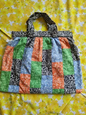 Patchwork Bag With White Floral Patterns
