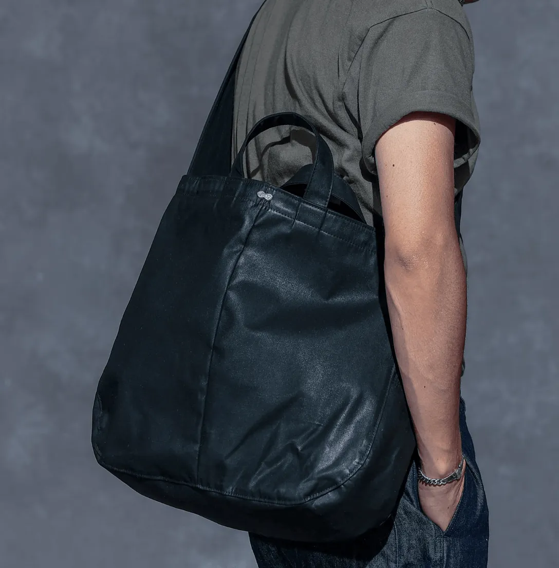 PE-NEWSPAPER-BAG-BLK - Peanuts & Co x ACVM WAXED COTTON NEWSPAPER BAG - Black