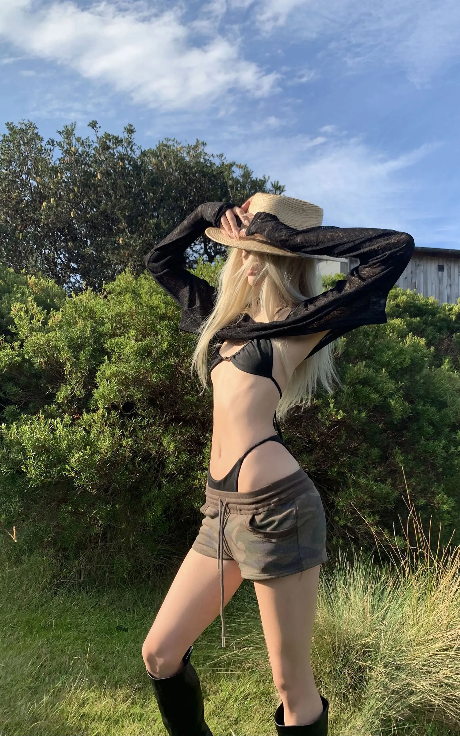 Rase le sol Minimalist Triangle Bikini Set with Metal Accents