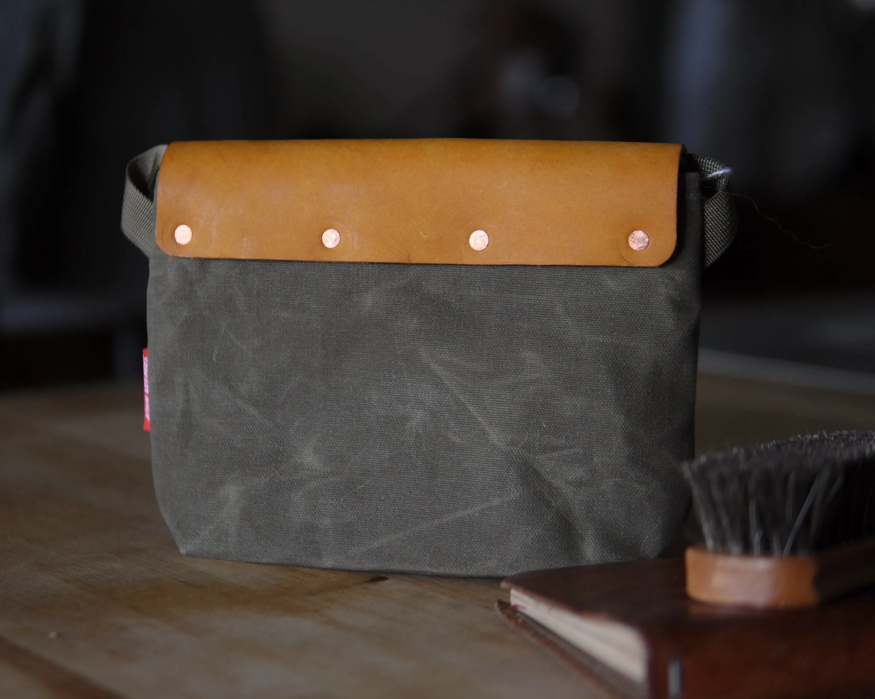 Sacoche in Goldenrod/Olive