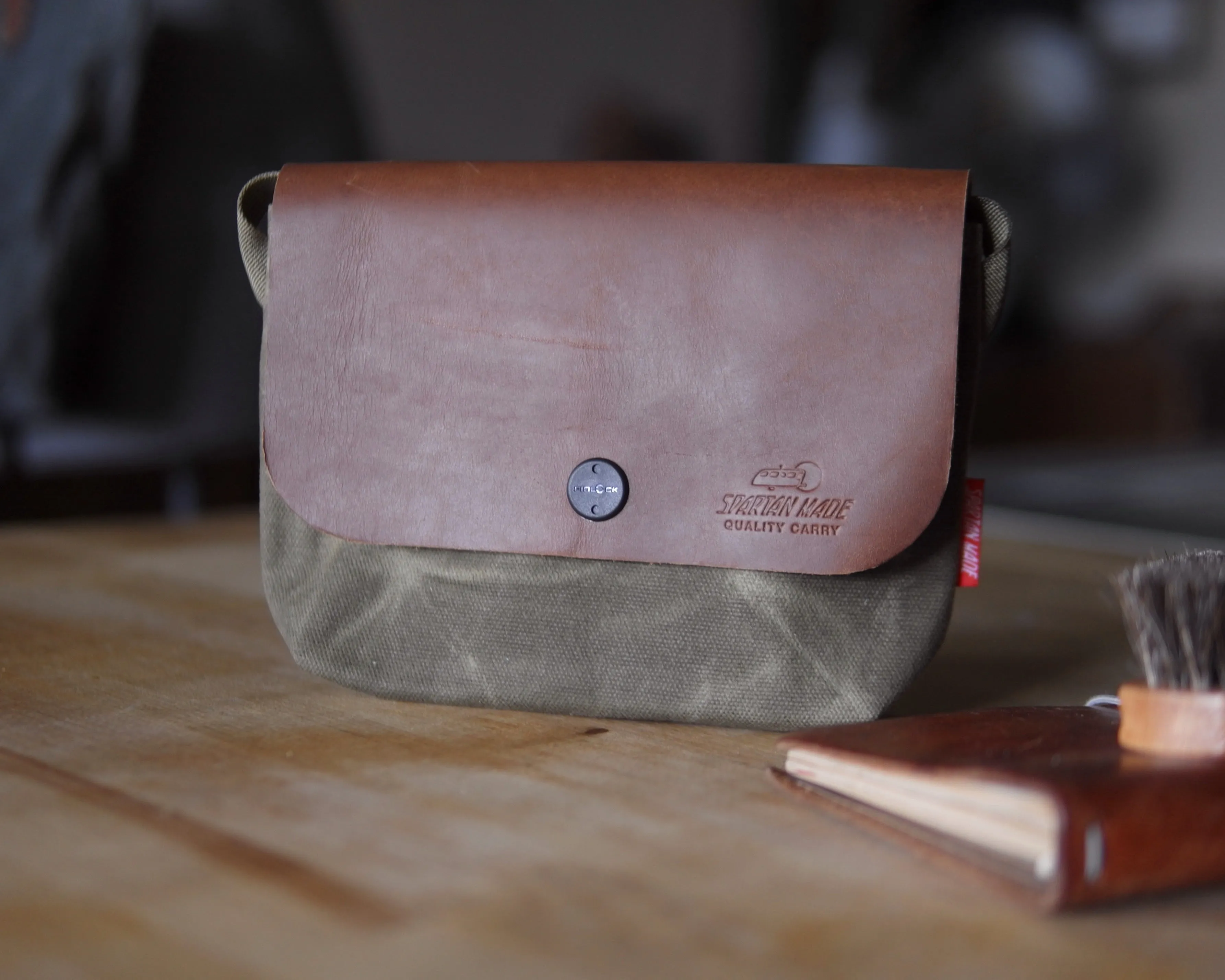 Sacoche in Umber/Olive
