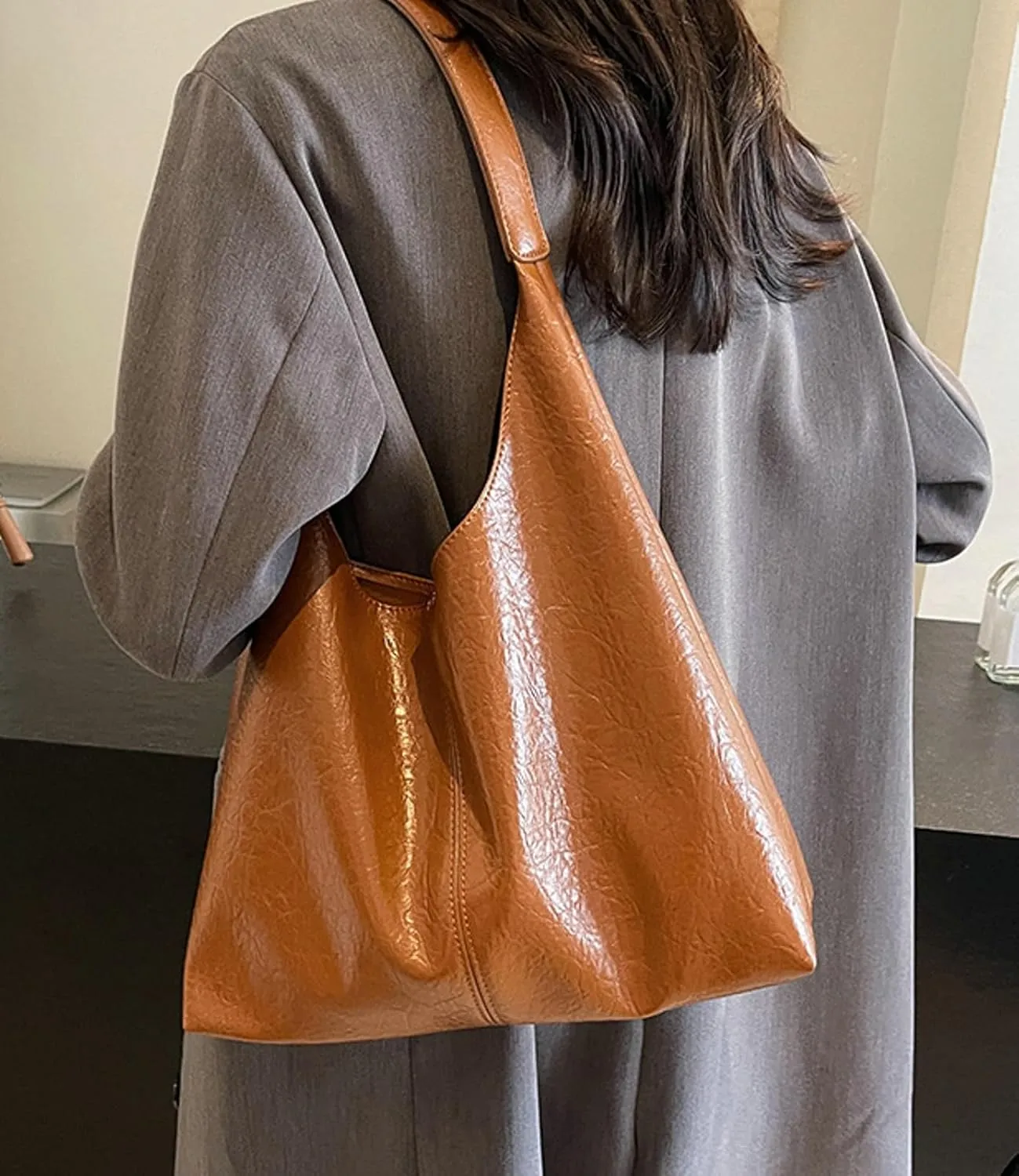 Slouchy Bags Women Commuter PU Leather Tote Bag 2025 Soft Shine Shoulder Bag with Zip Pouch Versatile Purse