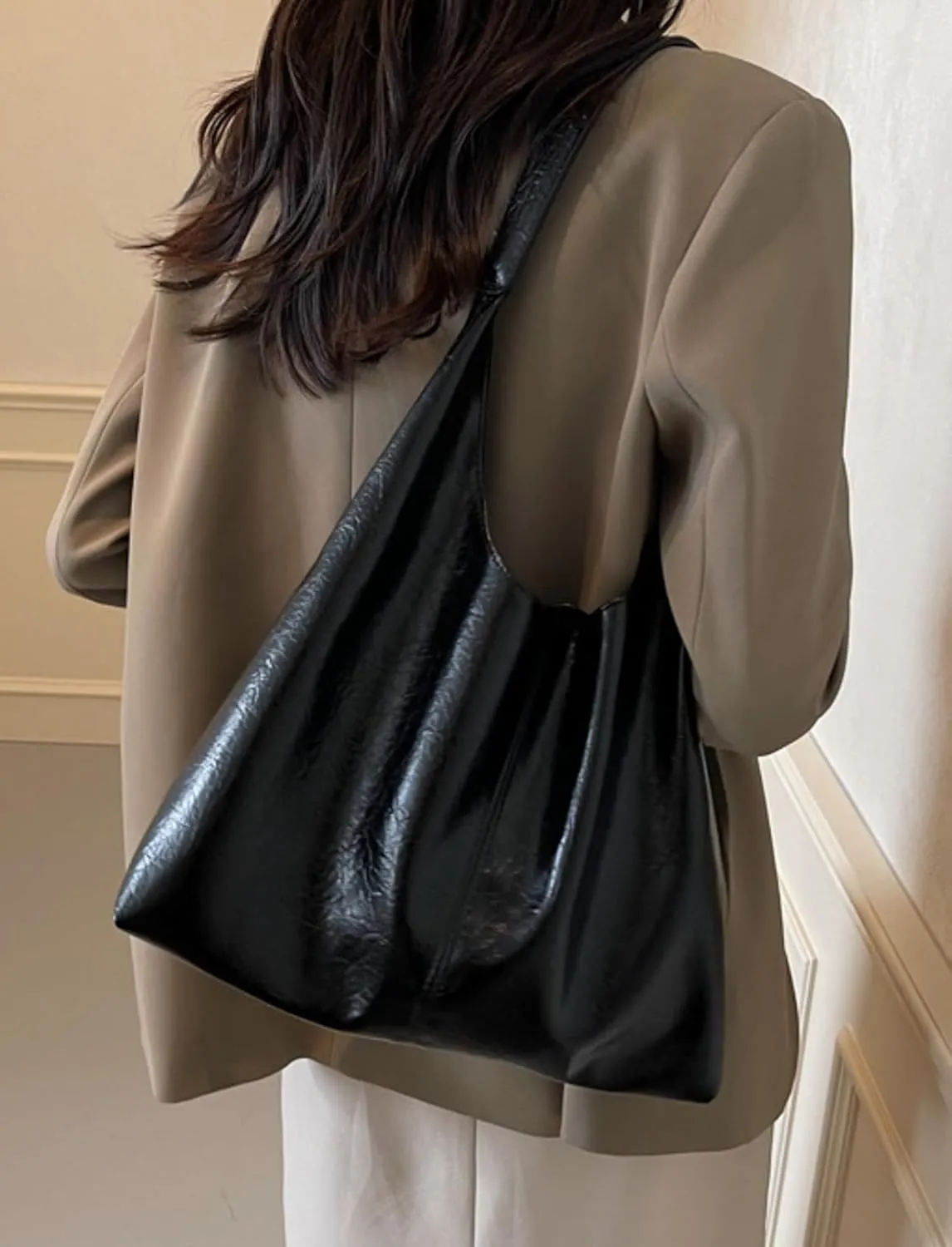 Slouchy Bags Women Commuter PU Leather Tote Bag 2025 Soft Shine Shoulder Bag with Zip Pouch Versatile Purse