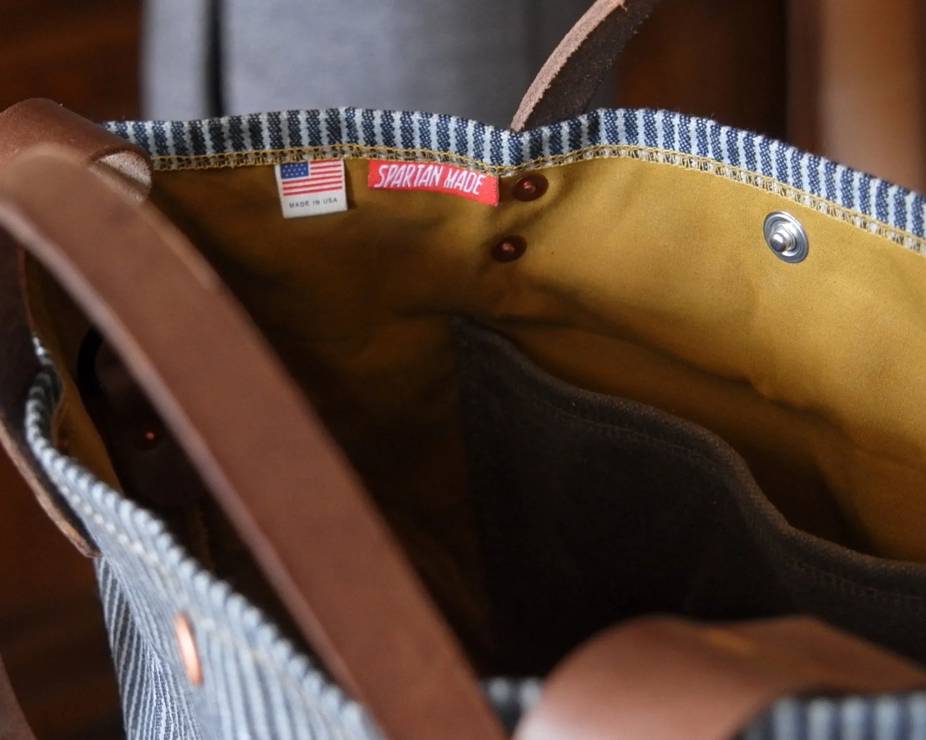 Station Tote in Railcar Waxed Canvas
