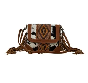 Stone Fringe Fringe Purse