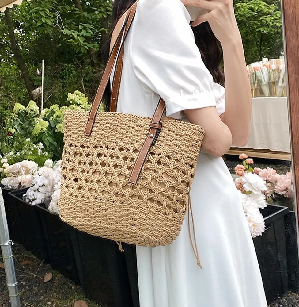 Straw Beach Bags Tote Tassels Bag Hobo Summer Handwoven Shoulder Bags Purse With Pom Poms