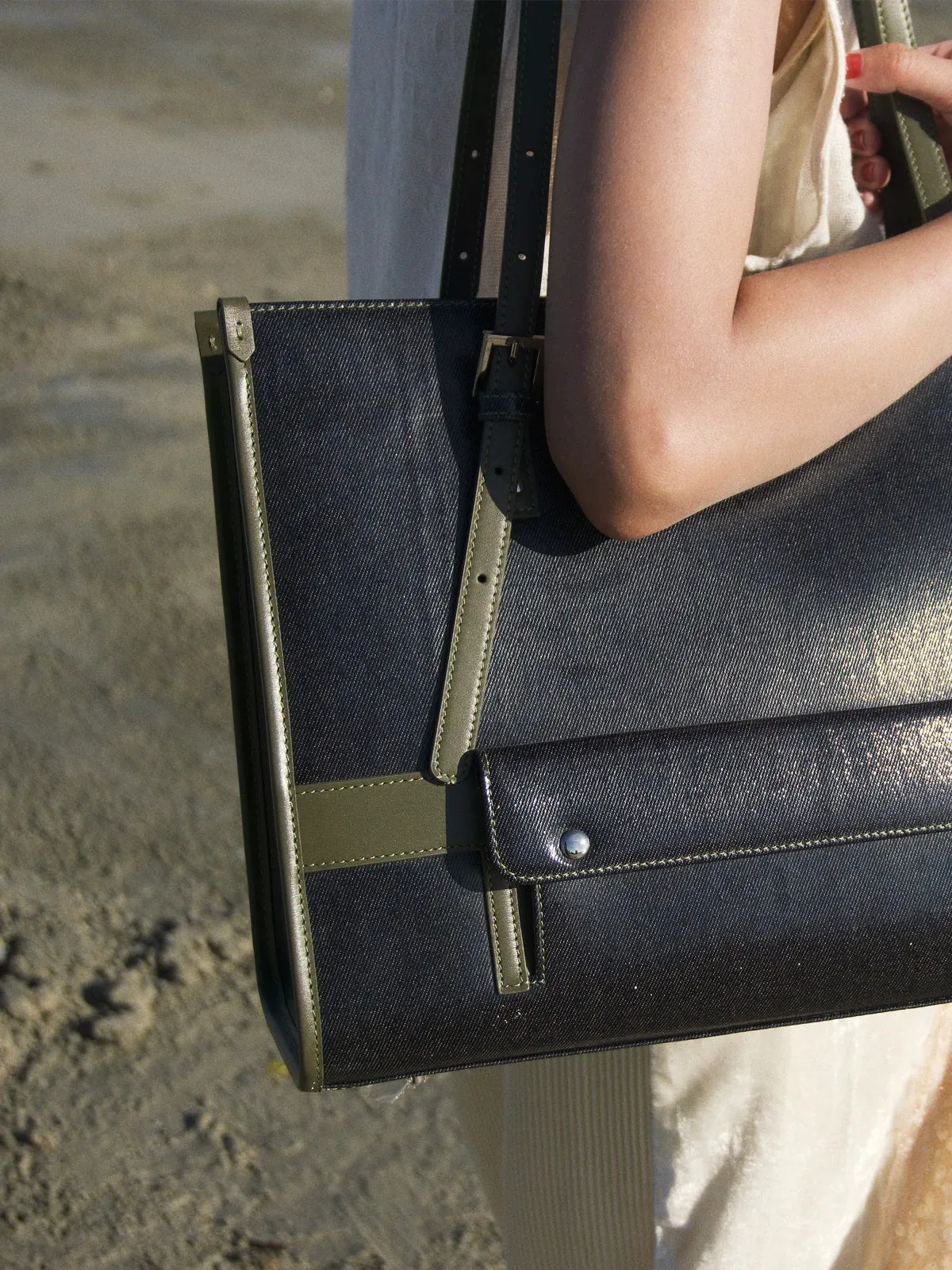 Structured Rectangular Tote
