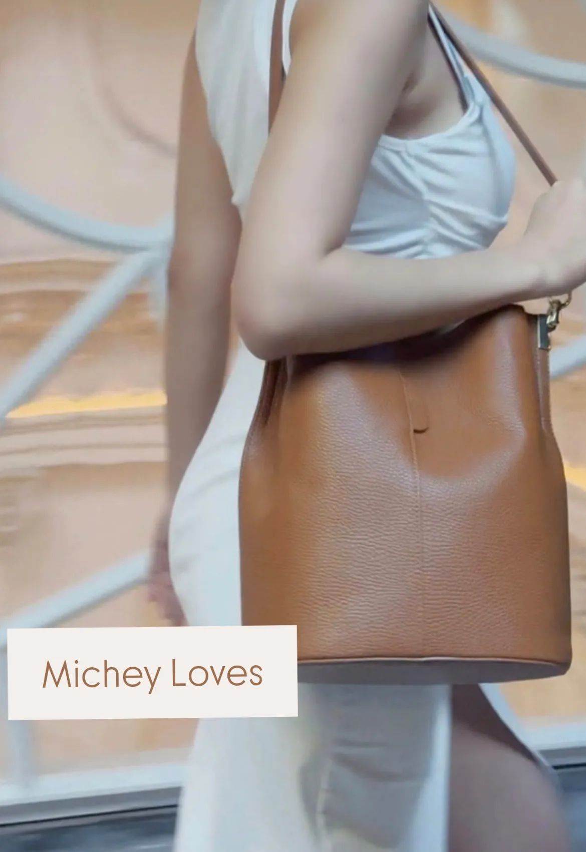Tuscany Leather Bucket Bag | Gold