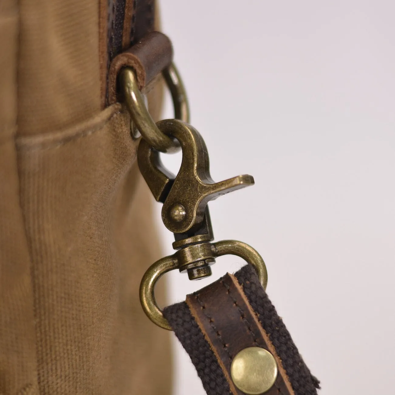 Waxed Canvas Briefcase | ANCHORAGE