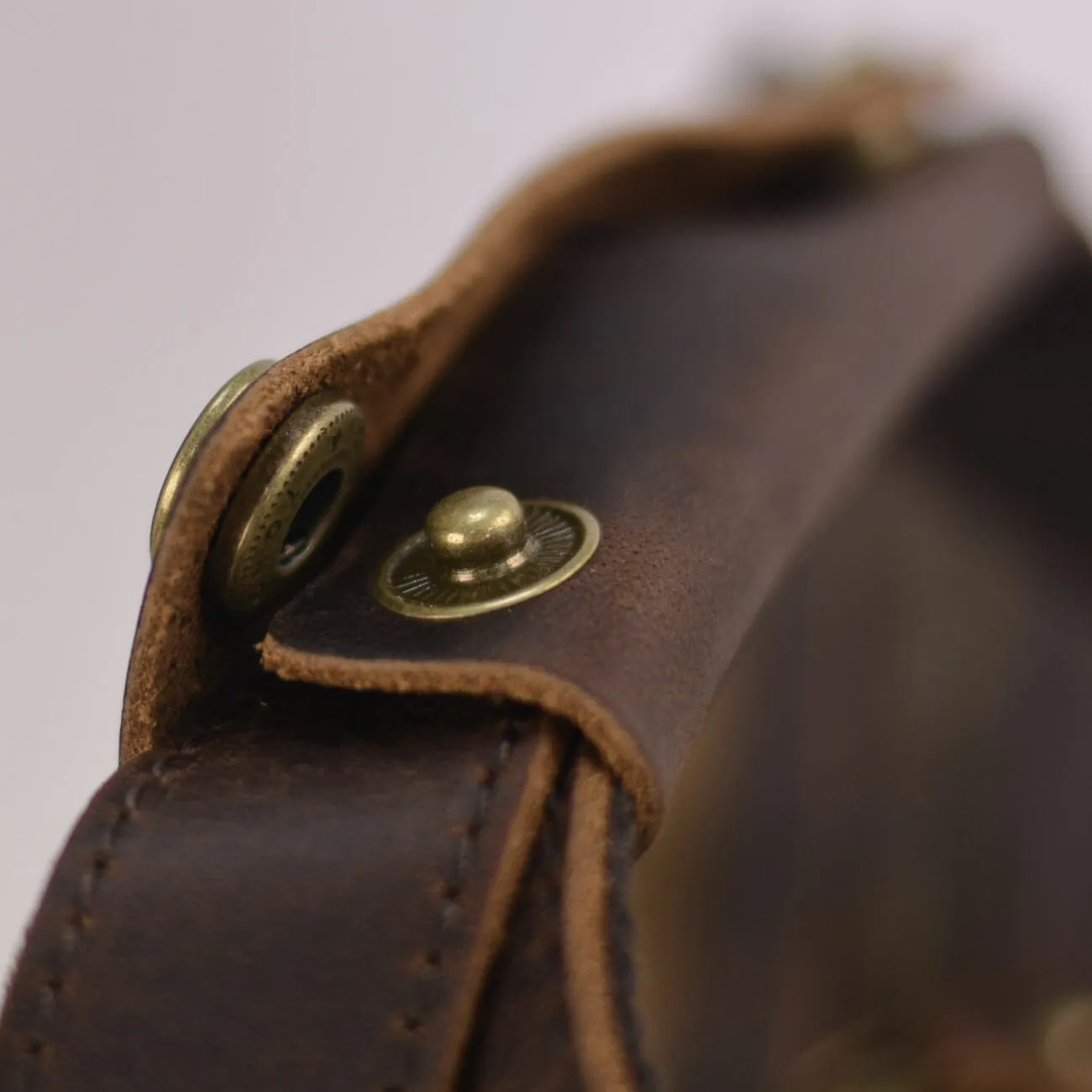 Waxed Canvas Briefcase | ANCHORAGE