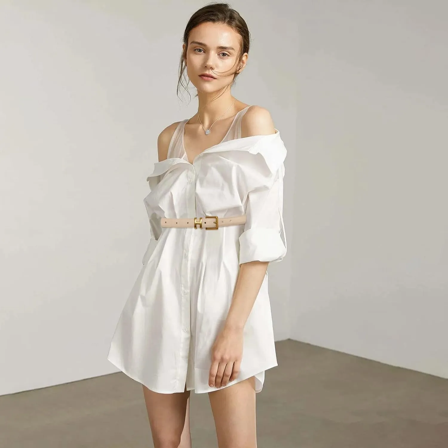 Women's Fashion Classic Metal Buckle Leather Belt with Jeans Dress