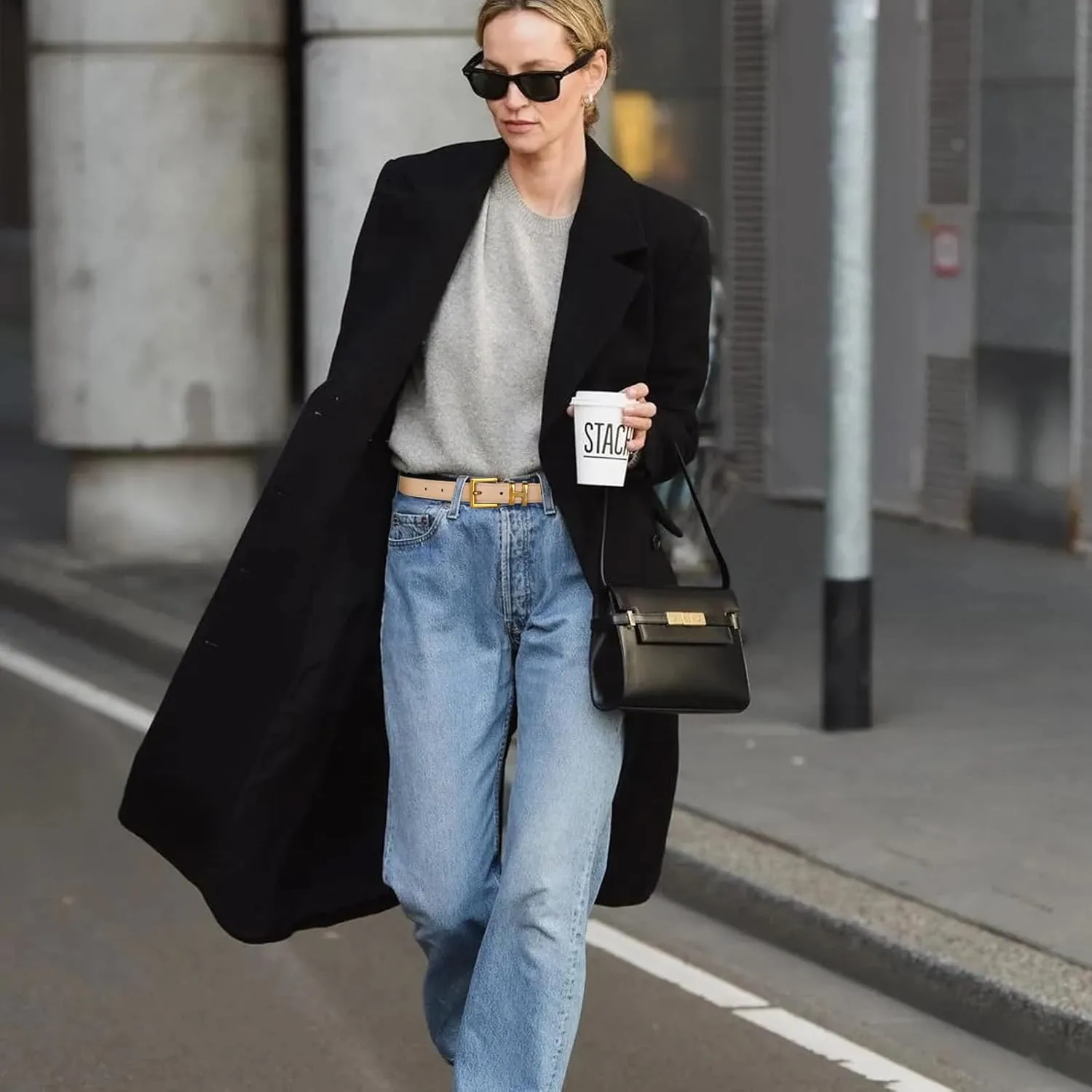 Women's Fashion Classic Metal Buckle Leather Belt with Jeans Dress