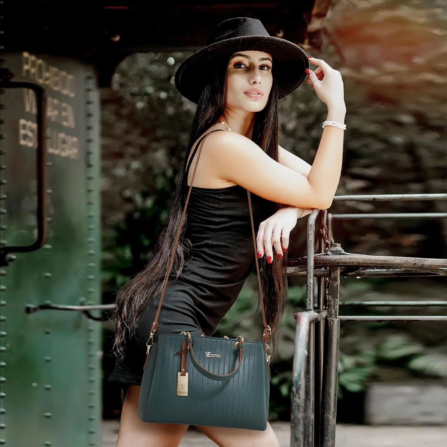 Women's Punched Hand/Sling bag